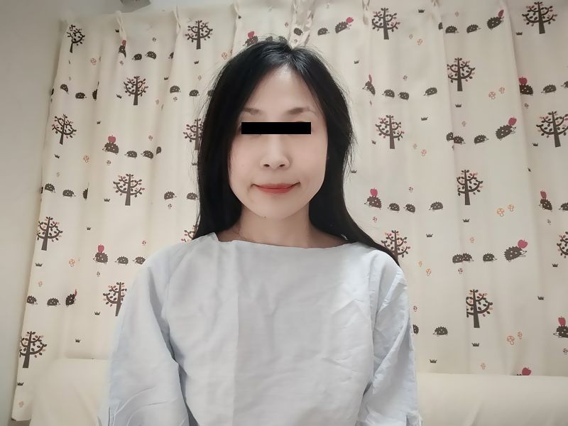 ◆エッチな人妻るるトップスとスカート