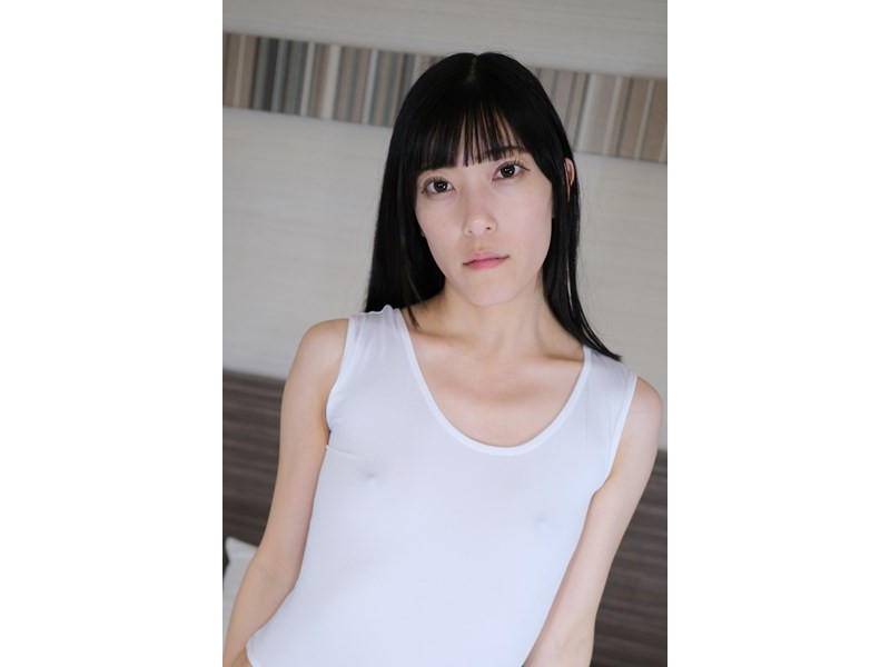 潤香里奈ちゃん着用白のレオタード