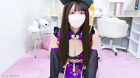 Erotic live chat with cute beautiful girl