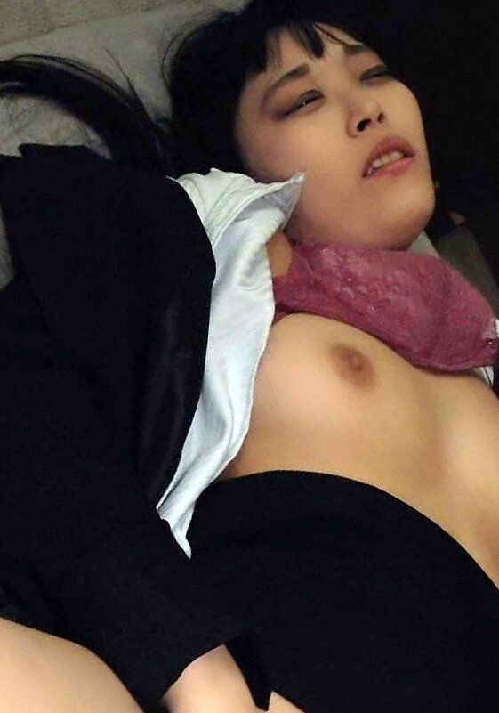 セクハラ老害ジジイの動画コレクション！狙われた色白マシュマロボディ！