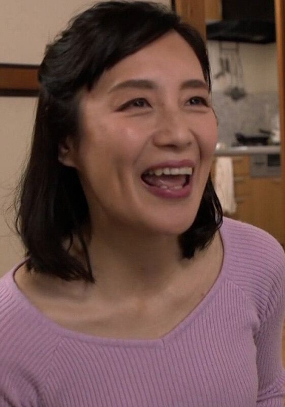 未亡人で美しい義母の色香に狂った娘婿！欲求不満の熟れた躰を持て余す禁断の情事！