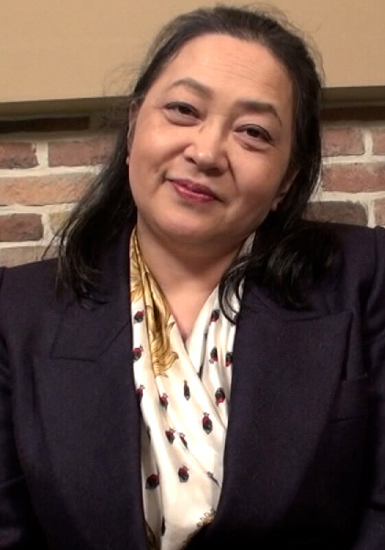 オナニー大好き性欲旺盛な六十路熟女。旦那さん公認のAV撮影でセックスモンスター覚醒の中出し性交！