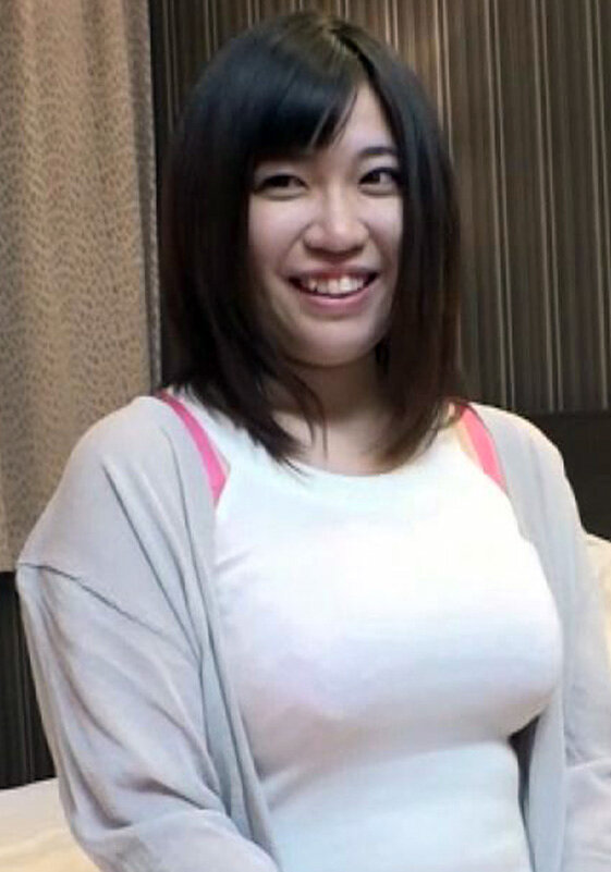 【チャンスがあればガンガンSEXしたいと思っているポチャ系人妻】「付き合わなくていい！カラダだけの関係がイイ！」そんな都合のイイ人妻として快楽堕ちした女。が、ド爆乳だった件！