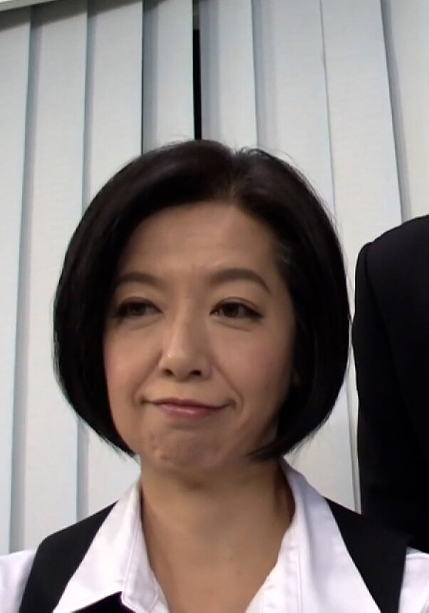 「社長それは…」と言いながらもアソコを濡らす女の性。残業時間の快楽セックスミーティング！